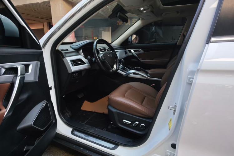 Used Geely Auto Emgrand X7 Sport 2016 1.8TD Automatic ZhiZun Version
