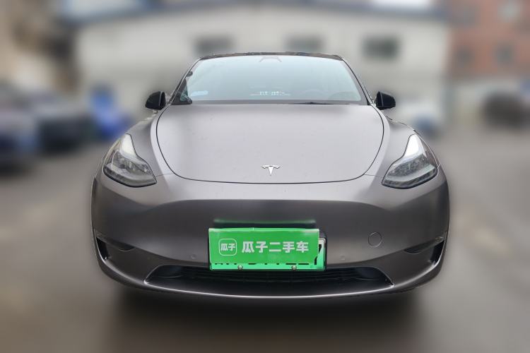 Used Tesla Model Y 2023 Long-Range All-Wheel-Drive Version
