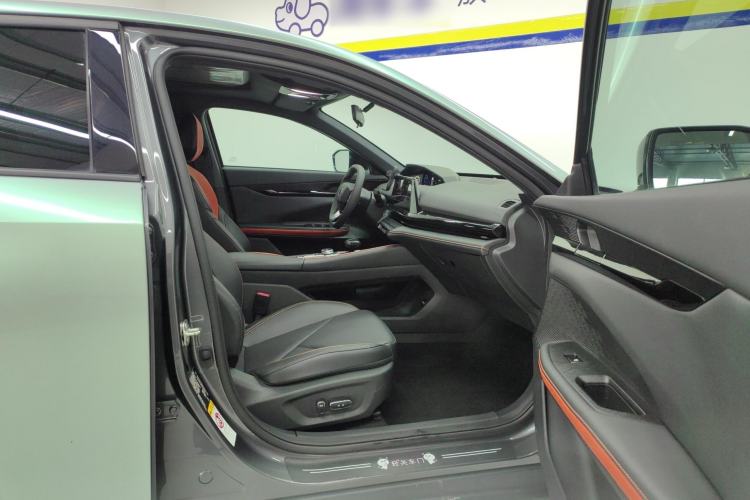 Used Changan UNI-V iDD 2023 Zhidian iDD 1.5T 113km Smart & Fun Version (Rapid Edition)
