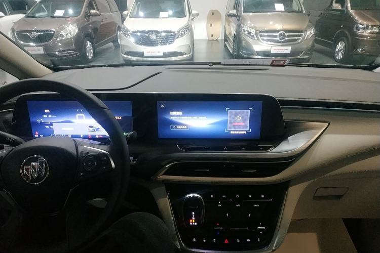 Used Buick GL8 2023 ES Lu Zun Deluxe and Yue Edition