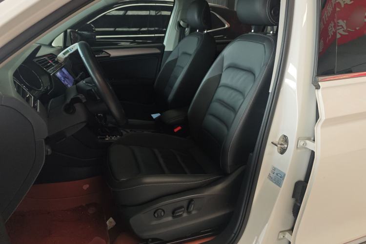 Used Volkswagen Tiguan L 2021 330TSI Automatic Two-Wheel Drive Smart Edition
