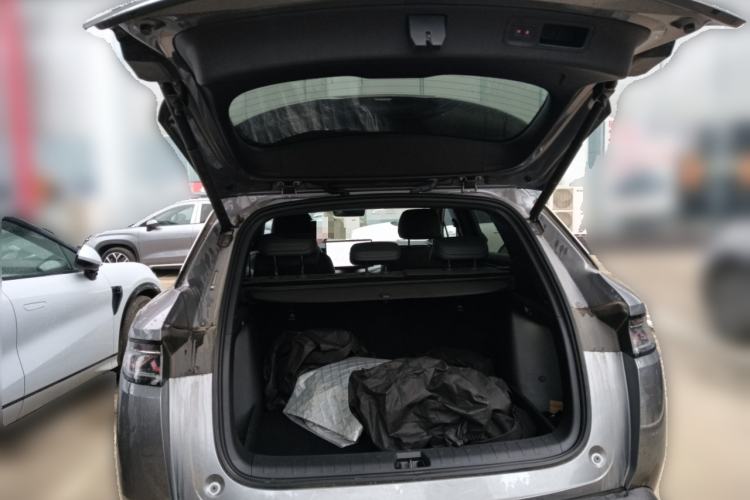 Used BYD Song L DM-i 2025 Intelligent Driving Version 112 km Beyond-Range Type
