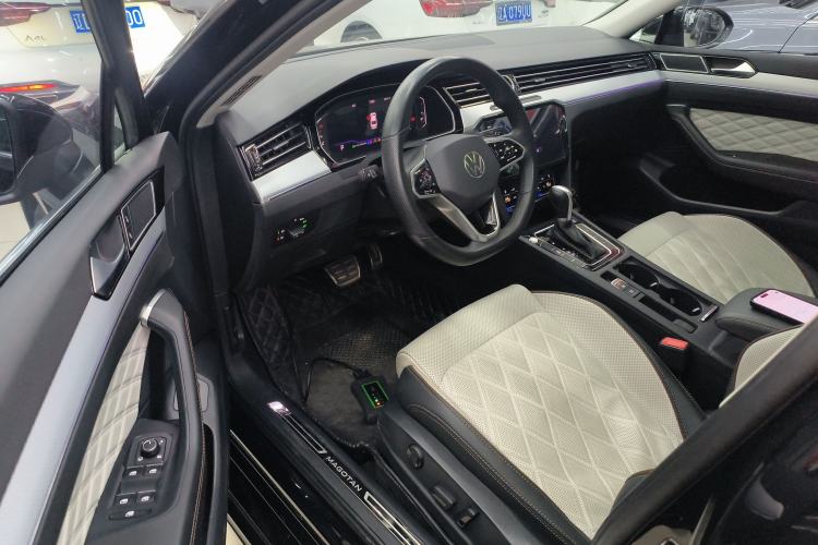 Used Volkswagen Magotan 2023 2 Million Units Commemorative Edition 330TSI DSG Luxury Version
