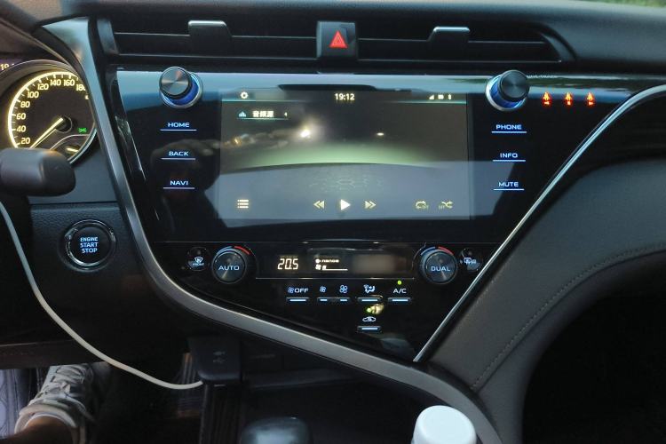 Used Toyota Camry 2019 2.0G Luxury Edition China VI Standard