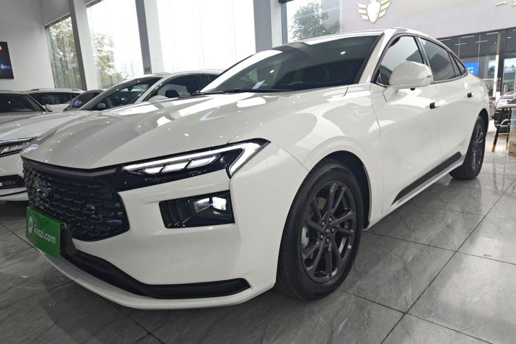 Used Ford Mondeo 2025 2.0T EcoBoost Luxury Version