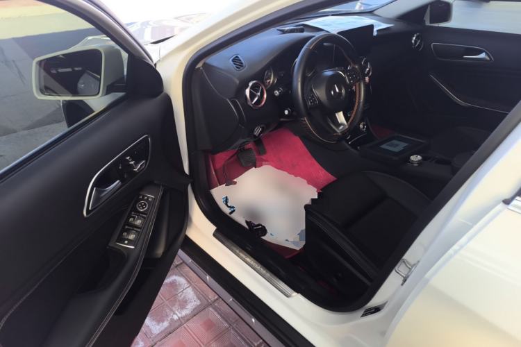 Used Mercedes-Benz GLA 2017 GLA 200 Fashion Model