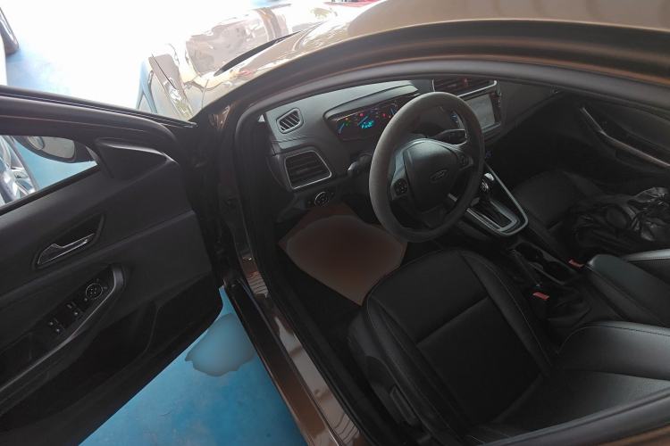 Used Ford Escort 2017 Happiness Edition 1.5L Automatic Fashion Version
