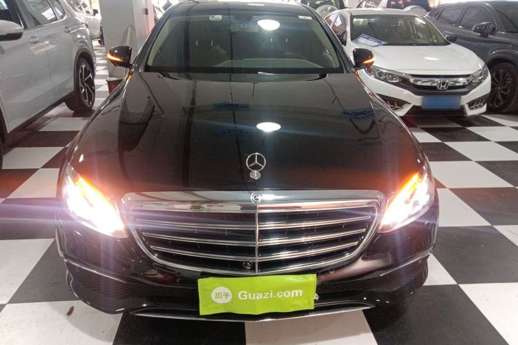 Used Mercedes-Benz E-Class 2018 Facelift E 300 L Luxury Edition