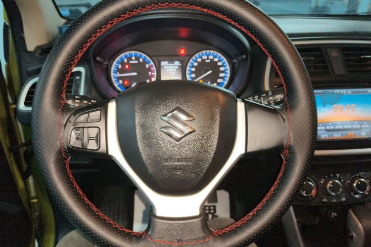 Used Suzuki S-Cross 2014 1.6L CVT Two-Wheel Drive Entry Model
