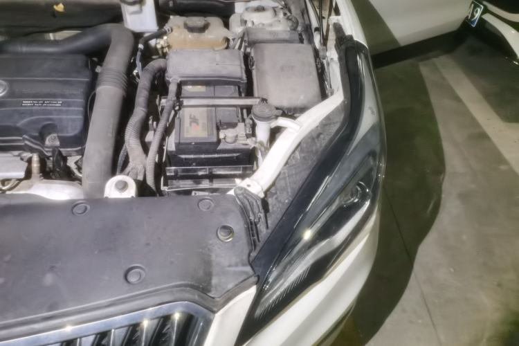 Used Buick Envision 2016 20T Two-Wheel-Drive Elite Model
