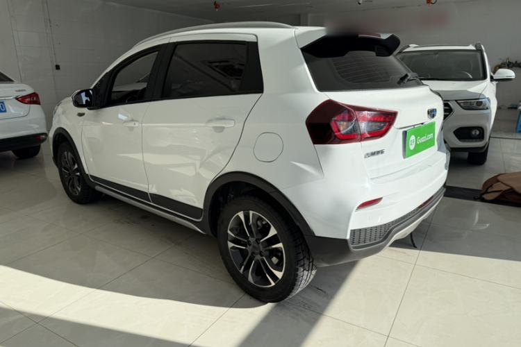 Used Geely Auto Vision X3 2019 Upgraded Model 1.5L Manual Luxury Version