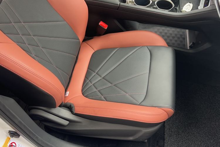 Used Changan Eado 2024 PLUS Blue Whale NE 1.4T GDI DCT High-Energy Edition
