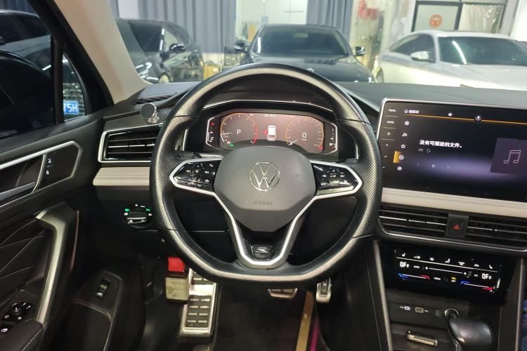 Used Volkswagen Tiguan L 2022 330TSI Automatic Two-Wheel Drive R-Line Enhanced Edition
