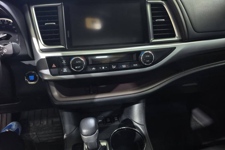 Used Toyota Highlander 2021 2.0T Four-Wheel Drive Luxury Edition 7 Seats
