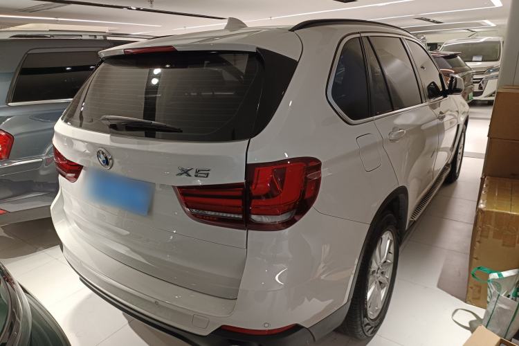 Used BMW X5 2015 xDrive28i
