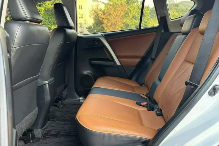 Used Toyota RAV4 2016 2.5L Automatic 4x4 Elite Edition