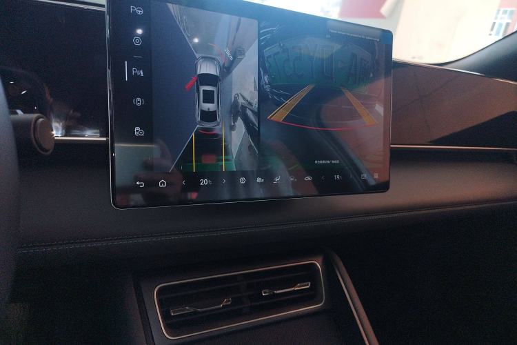 Used BYD Qin L 2025 DM-i Smart Drive 120KM Leading Model
