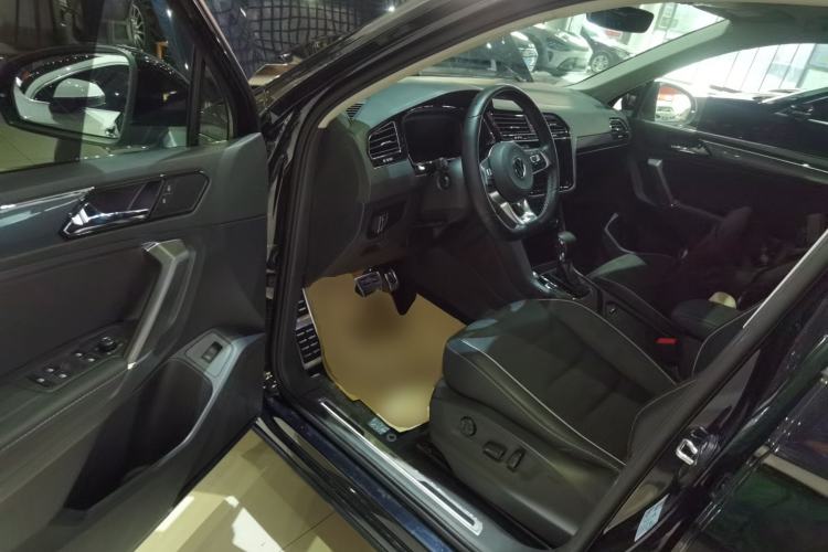 Used Volkswagen Tiguan L 2021 330TSI Automatic Two-Wheel Drive R-Line Flagship Edition