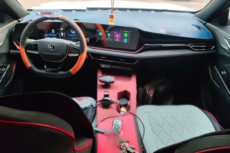 Used Changan X5 PLUS 2025 1.5T DCT High-Energy Version
