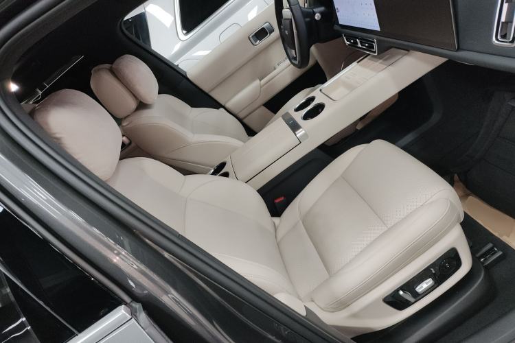 Used Li Auto L9 2022 Max model
