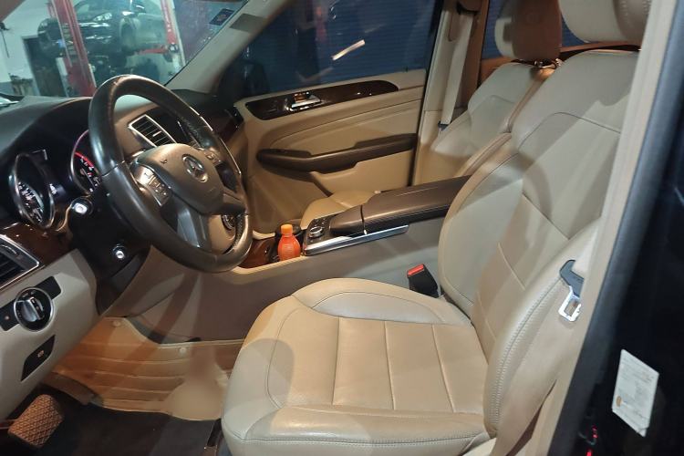 Used Mercedes-Benz M-Class 2014 ML 400 4MATIC Dynamic Model