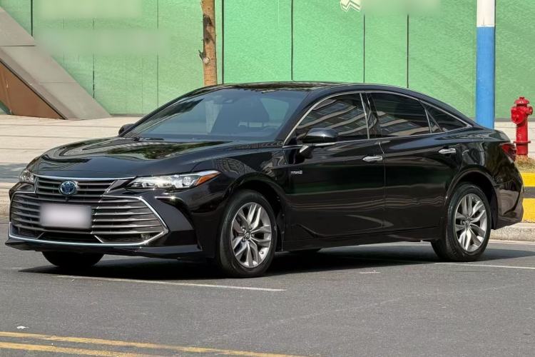 Used Toyota Avalon 2019 Dual-Engine 2.5L Luxury Edition China VI Standard