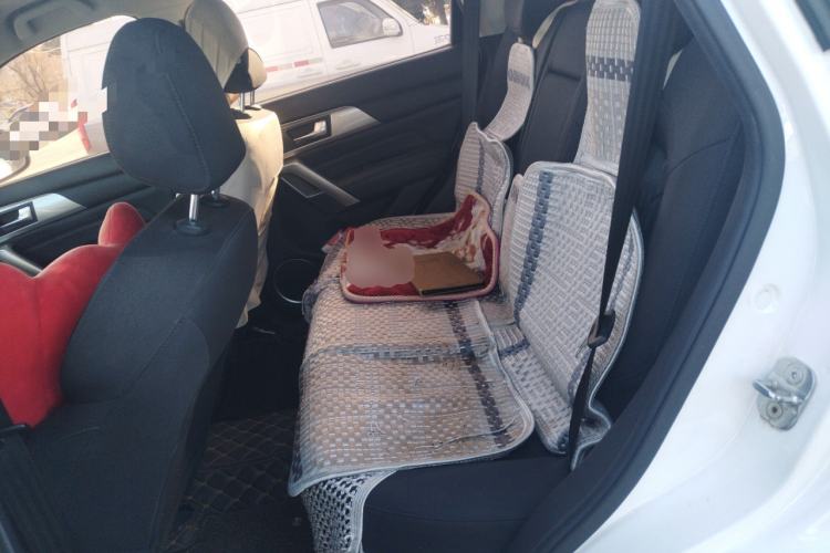 Used Haval H2 2017 Red-Label 1.5T Manual Two-Wheel Drive Comfort Model
