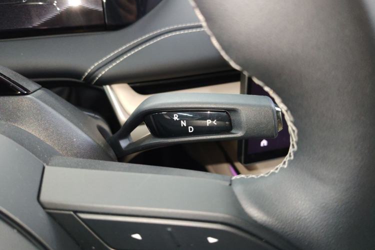 Used  SU7 2024 Rear-Drive Ultra-Long Range Advanced Pro-Level Intelligent Driving Version
