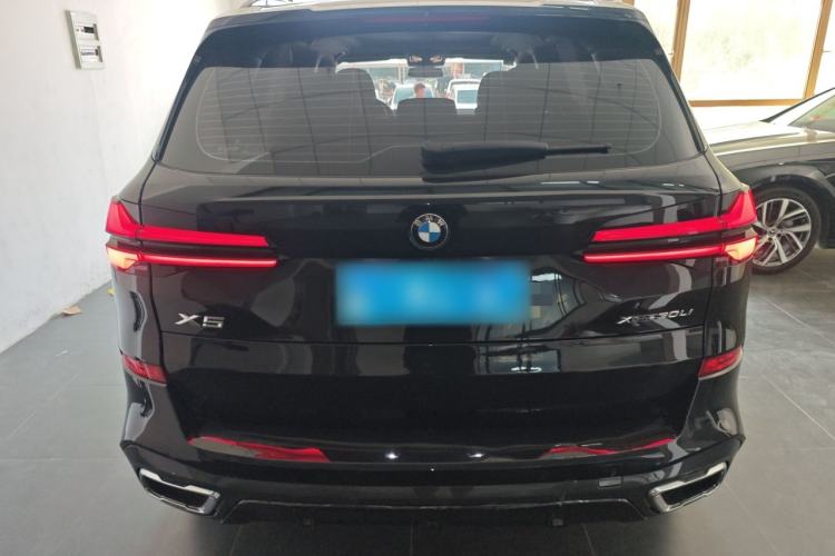 Used BMW X5 2023 xDrive 30Li Luxury M Sport Night Edition Package
