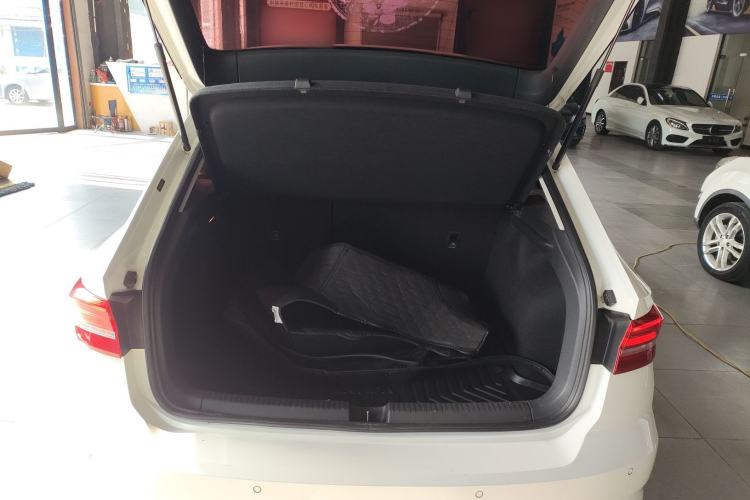 Used Volkswagen Lavida 2019 Hatchback 280TSI DSG Comfort Edition China VI Standard