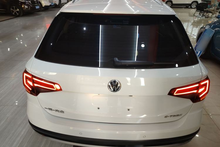 Used Volkswagen C-TREK 2018 1.5L Automatic Comfort Model
