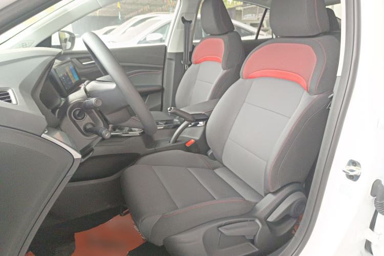 Used MG 5 2023 180 DVVT Manual Fashion Edition
