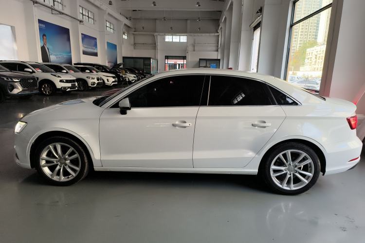 Used Audi A3 2017 Limousine 35 TFSI Ambition Edition
