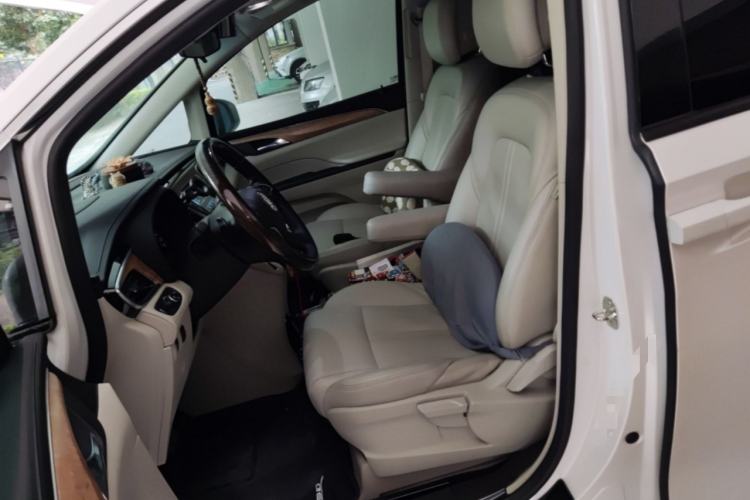 Used Buick GL8 2018 ES 28T Comfort Model China VI Standard
