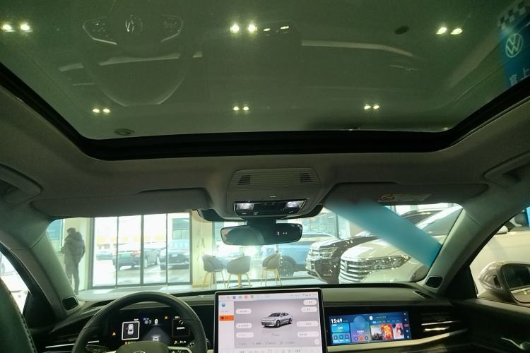 Used Volkswagen Passat 2025 Pro 380TSI Dragon Supreme Edition
