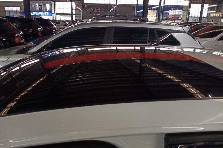 Used Volkswagen Golf 2025 300TSI R-Line
