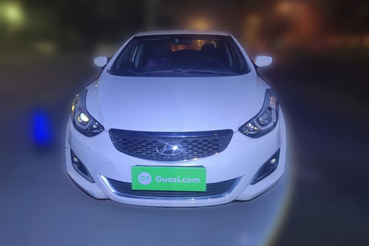 Used Hyundai Elantra (5th Generation / Langdong) 2016 1.6L Automatic Smart Version
