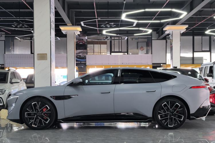 Used  12 2023 650 Three-Laser Four-Wheel Drive Performance Edition
