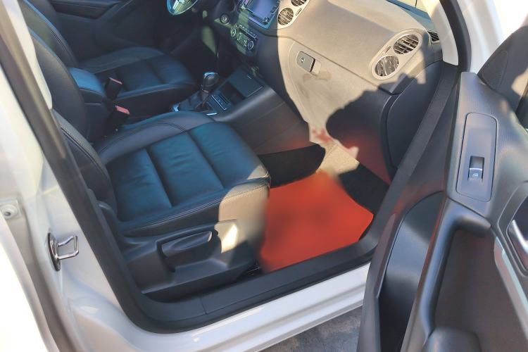 Used Volkswagen Tiguan 2012 2.0 TSI Automatic All-Wheel Drive Flagship Edition