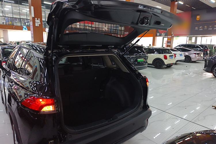 Used Toyota Corolla Cross 2024 2.0L Elite Edition
