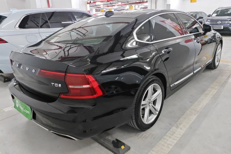 Used Volvo S90 2019 T5 Zhiyi Edition
