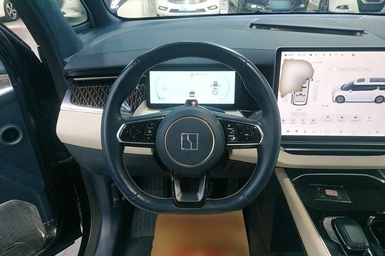 Used Zeekr 009 2022 WE Edition
