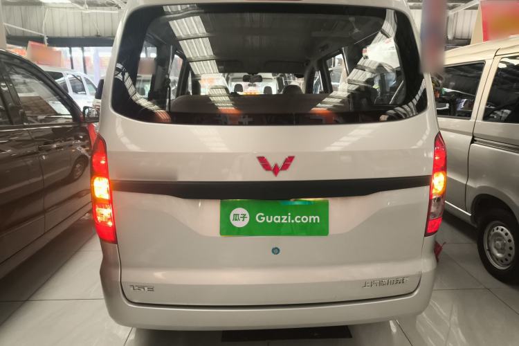 Used Wuling Hongguang V 2022 1.5L Jingqu Version Hydraulic Power Steering LAR
