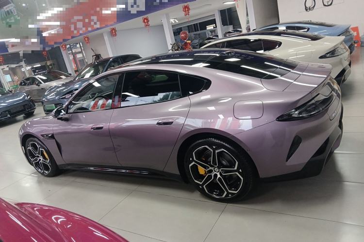 Used  SU7 2024 Rear-Drive Long-Range Intelligent Driving Version
