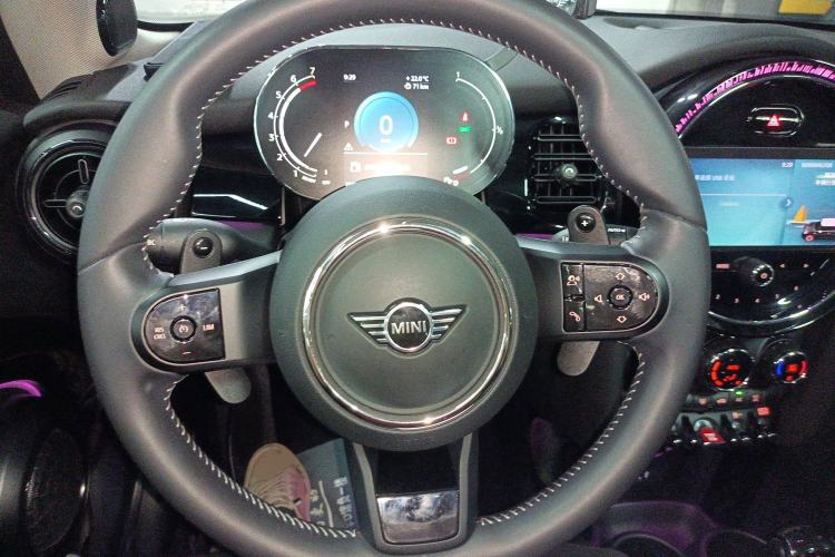 Used  MINI 2022 2.0T COOPER S Artist
