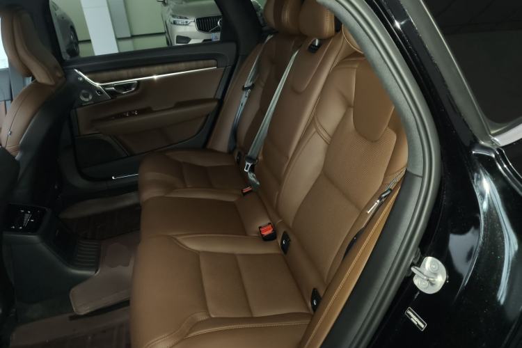 Used Volvo S90 New Energy 2025 Plug-in Hybrid Four-Wheel Drive Long-Range Luxury Smart Edition
