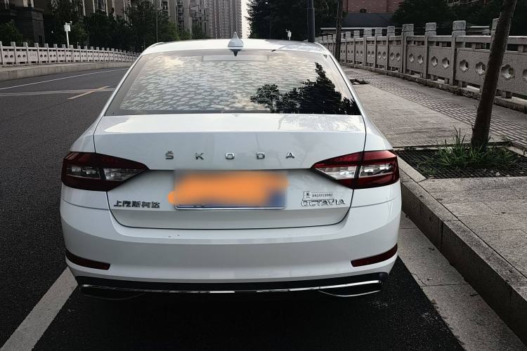 Used Skoda Octavia 2019 1.5L Automatic Smart Drive Luxury Edition China V Standard
