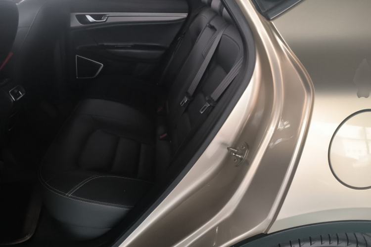 Used Geely Auto Emgrand GS 2016 Sport Edition 1.8L Automatic LingShang Model
