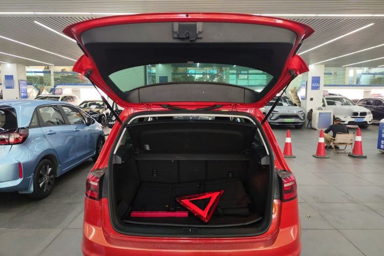 Used Volkswagen Golf 2015 1.4TSI Sportsvan
