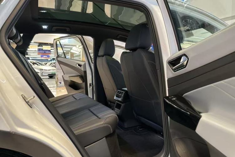 Used Volkswagen ID.4 X 2023 Pure Long-Range Version
